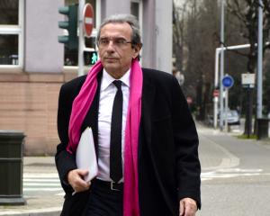La liste Ries toujours en tête, le FN progresse