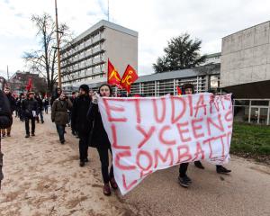 Blocages et tensions dans la mobilisation contre les réformes de l'enseignement
